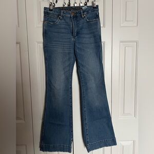 Wrangler Retro Women's Flare Jeans